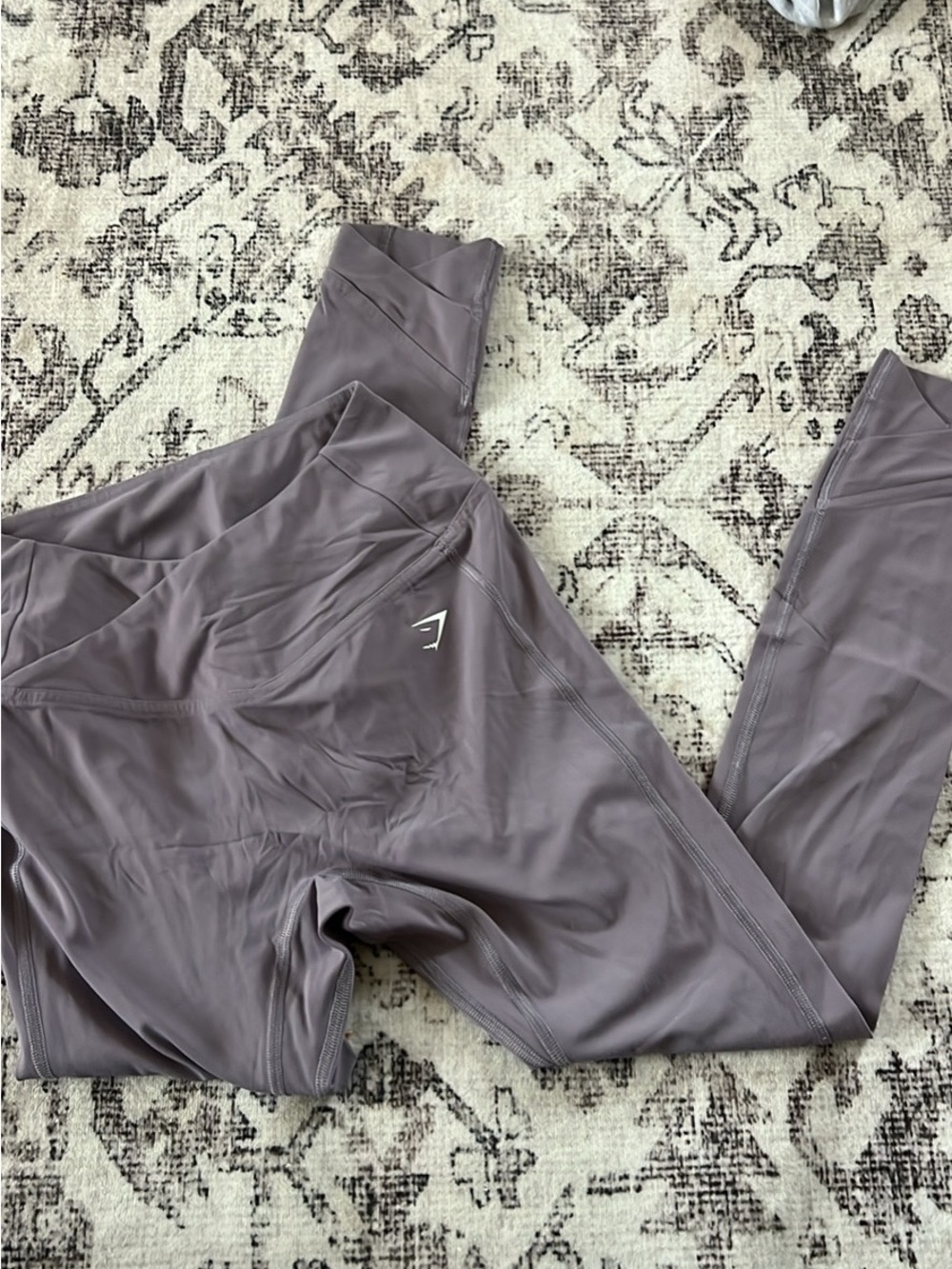 Gymshark High-Waist Seamless Leggings in Mauve Gray